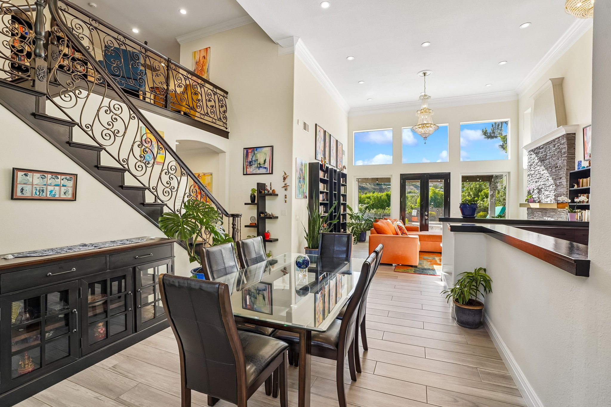 Westcliff Dr-S2307-014.jpg