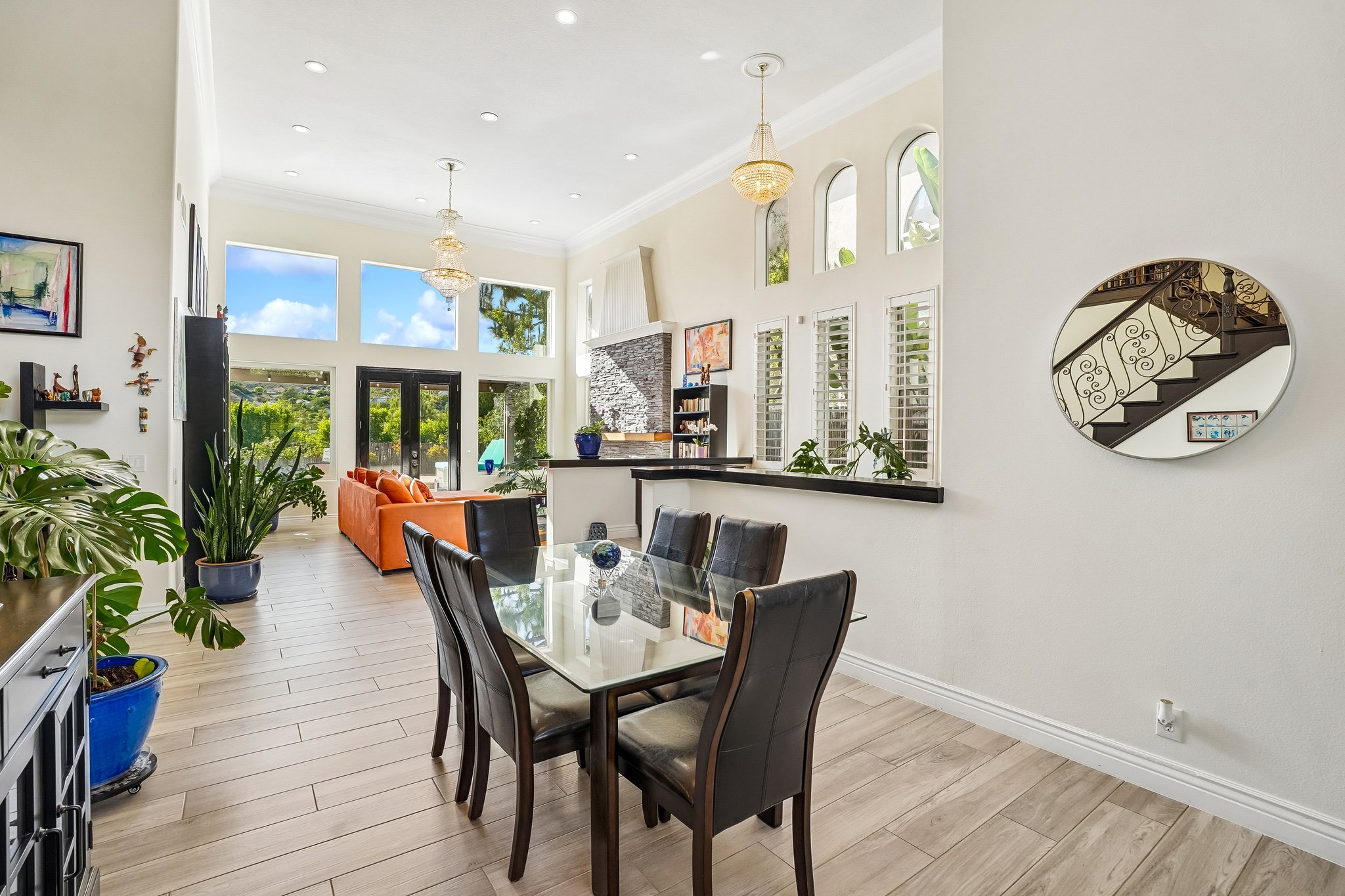 Westcliff Dr-S2307-015.jpg