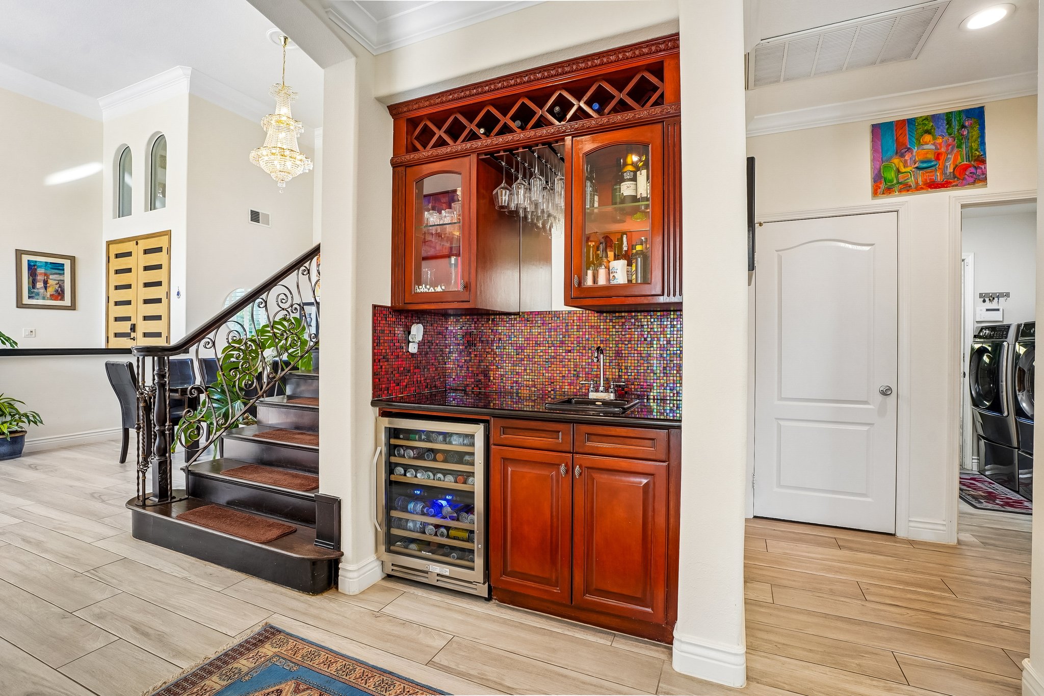 Westcliff Dr-S2307-022.jpg