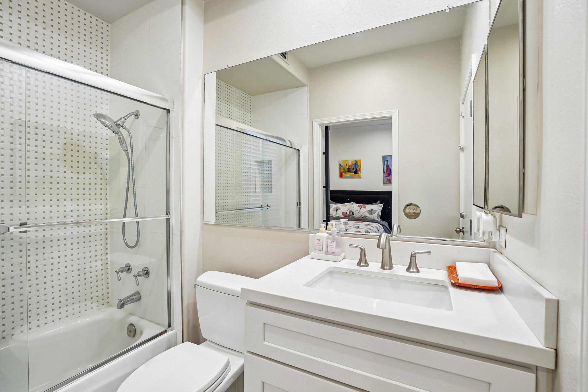 Westcliff Dr-S2307-027.jpg