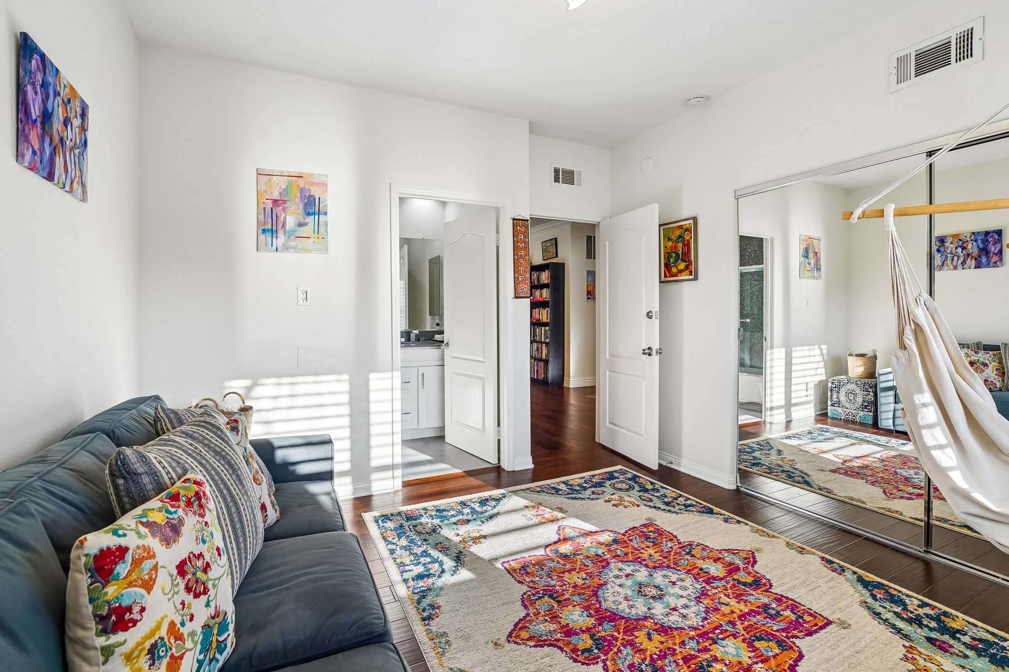 Westcliff Dr-S2307-049.jpg