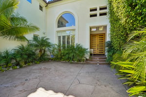 Westcliff Dr-S2307-005.jpg