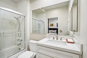 Westcliff Dr-S2307-027.jpg