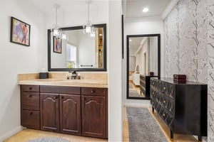 Westcliff Dr-S2307-039.jpg