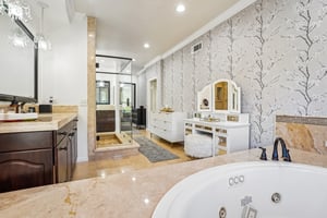 Westcliff Dr-S2307-043.jpg