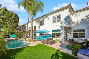 Westcliff Dr-S2307-056.jpg