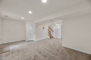  Photo 49