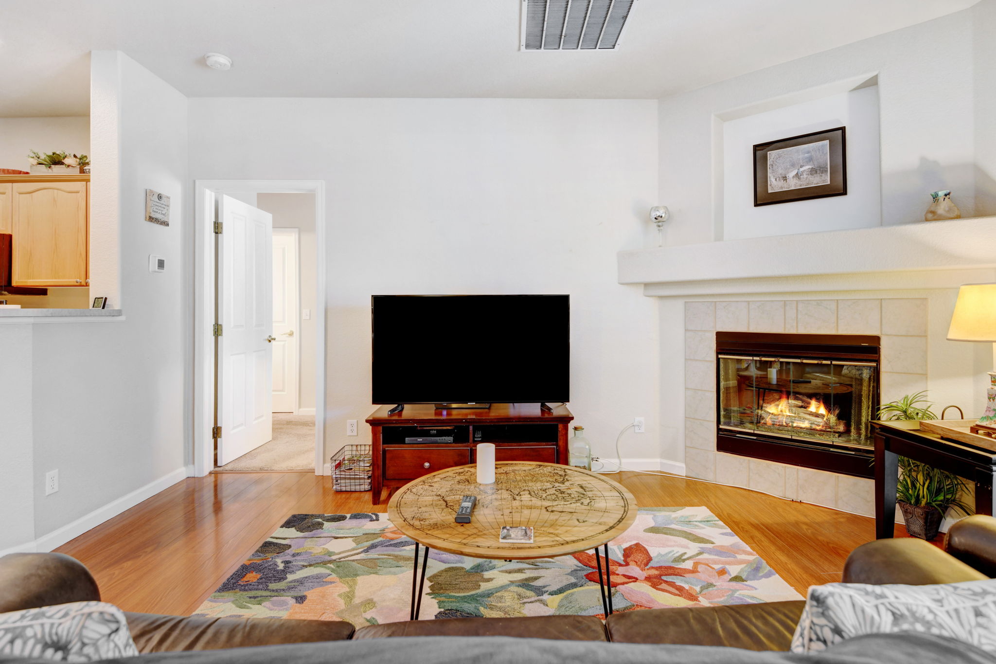 Mountain Gate! Ken Caryl Ranch! Prime 2 Bedroom! 2 Bath Updated & Remodeled Condo with Fireplace