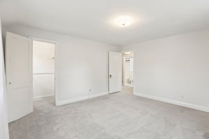 Howard Rd-S2401-020.jpg