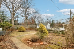 Howard Rd-S2401-030.jpg