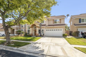  Photo 0