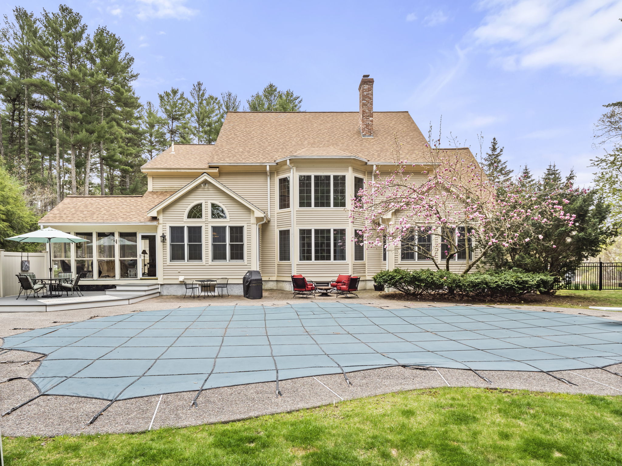 737 Main St Dunstable MA-60