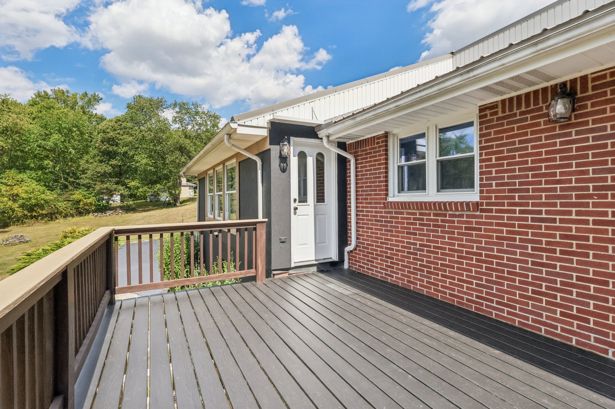 Moore Ln-S0409-033.jpg