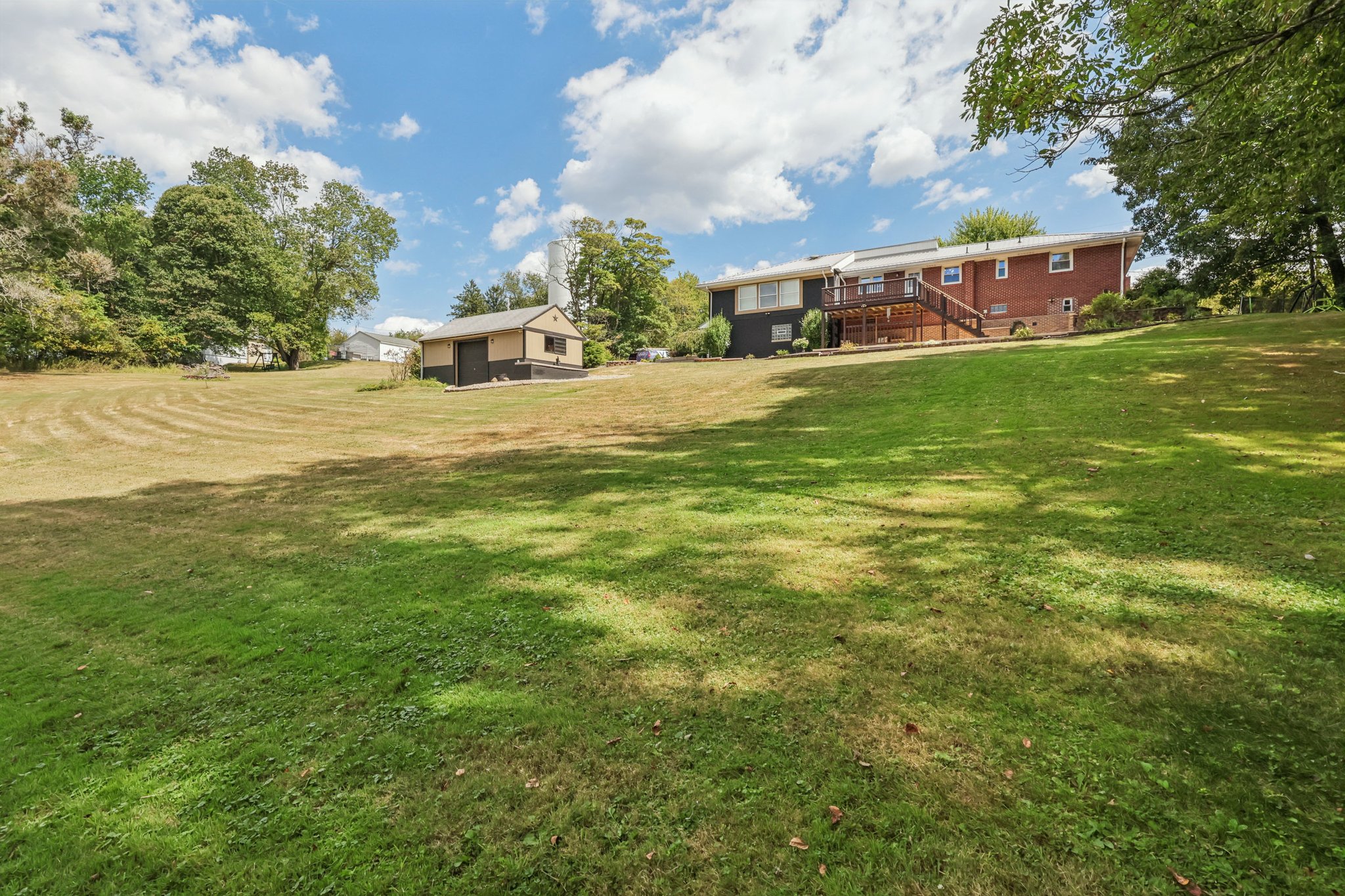 Moore Ln-S0409-040.jpg