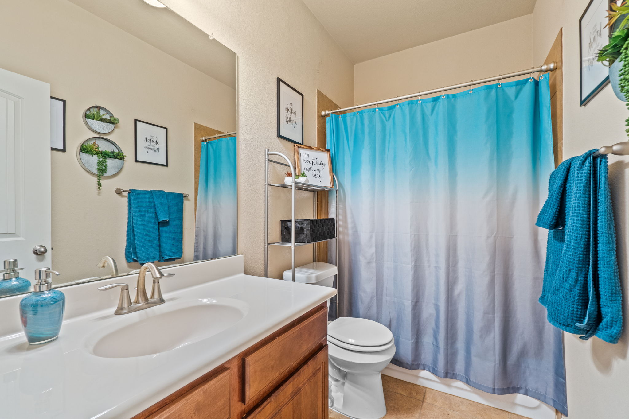 737 Reliance Dr, Buda, TX 78610, USA Photo 6