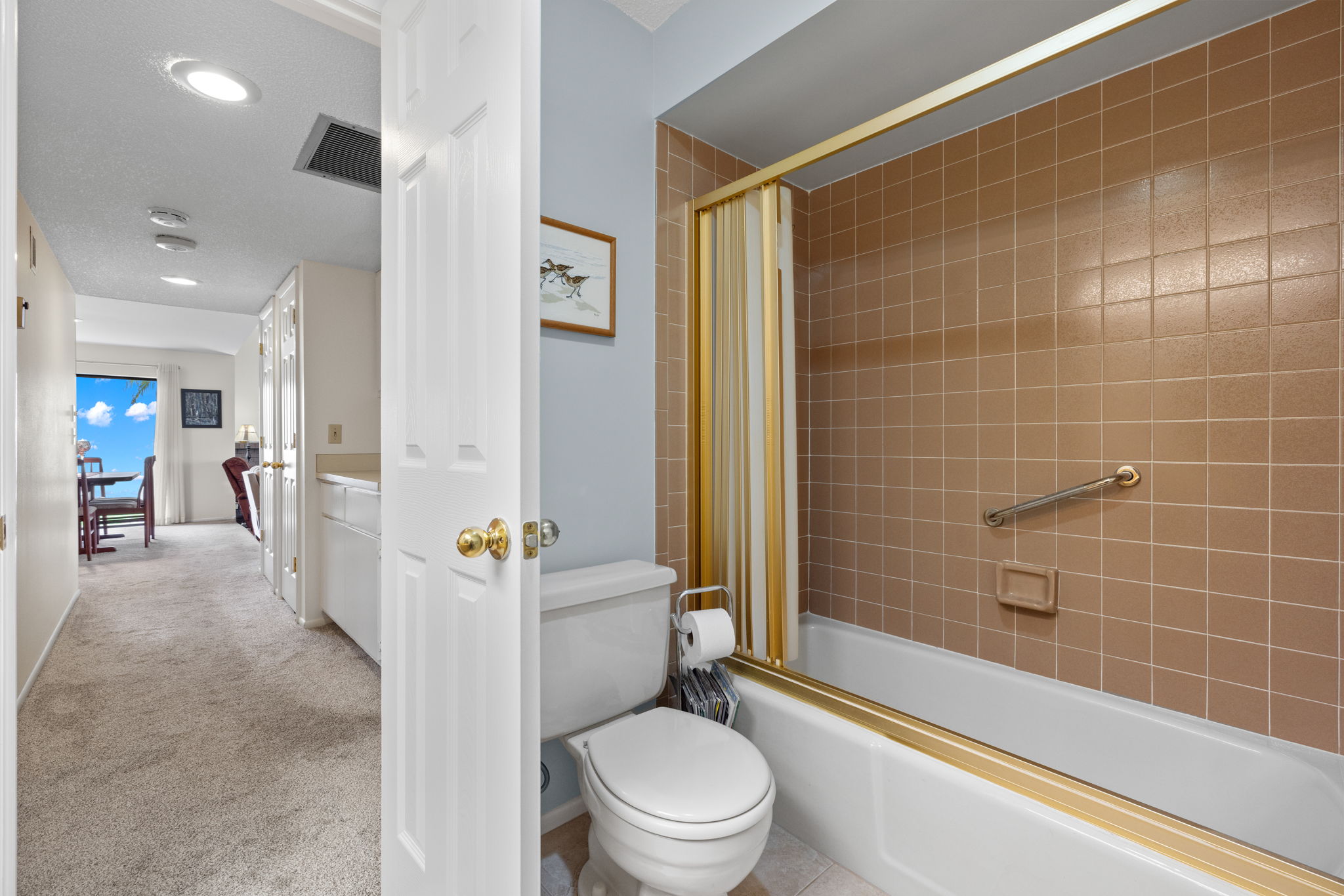 Guest Bathroom 2of 2