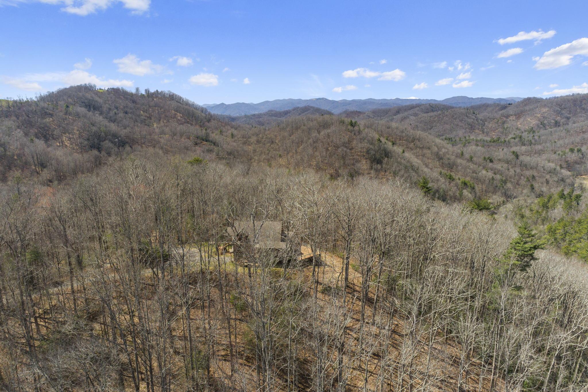 738 Heck Creek Rd, Marshall, NC 28753, USA Photo 4