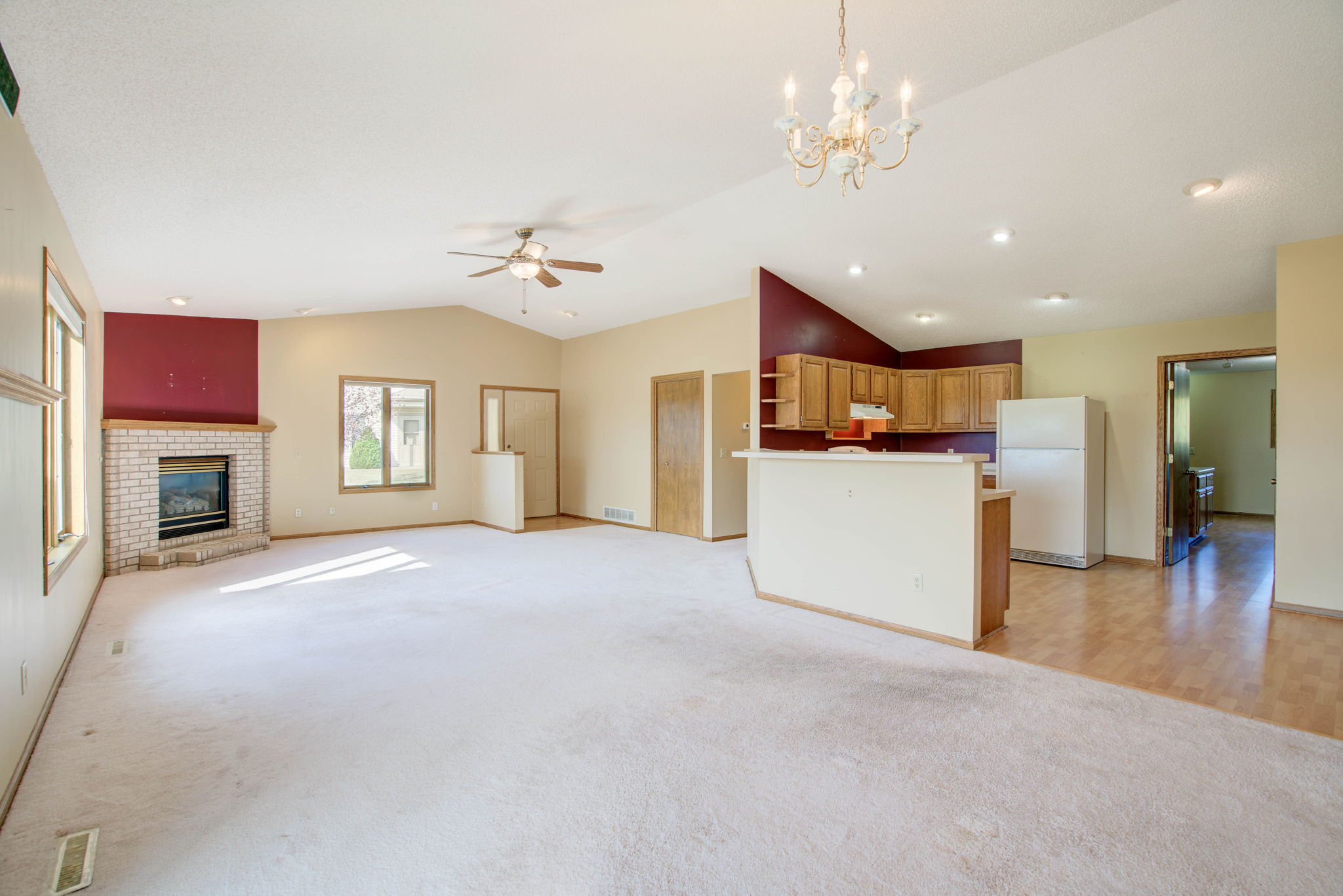 8 Dining Room_Living Room