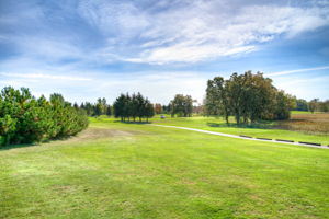 24 Golf Course View