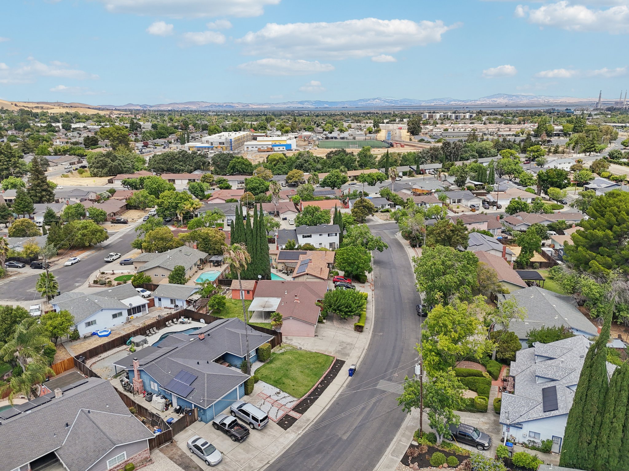 Santa Ana Dr-S2307-037.jpg