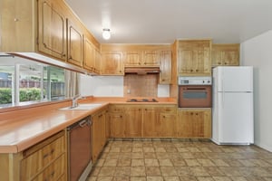 Santa Ana Dr-S2307-010.jpg