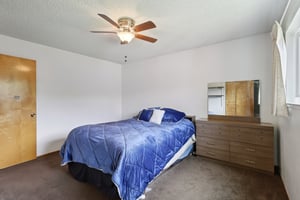 Santa Ana Dr-S2307-019.jpg