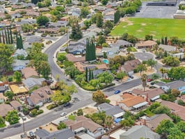 Santa Ana Dr-S2307-042.jpg