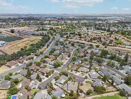 Santa Ana Dr-S2307-044.jpg