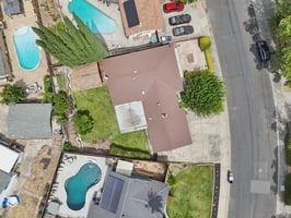 Santa Ana Dr-S2307-046.jpg