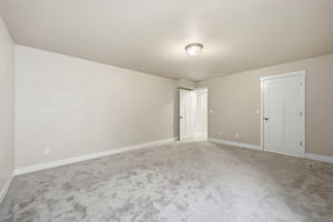 252A0573