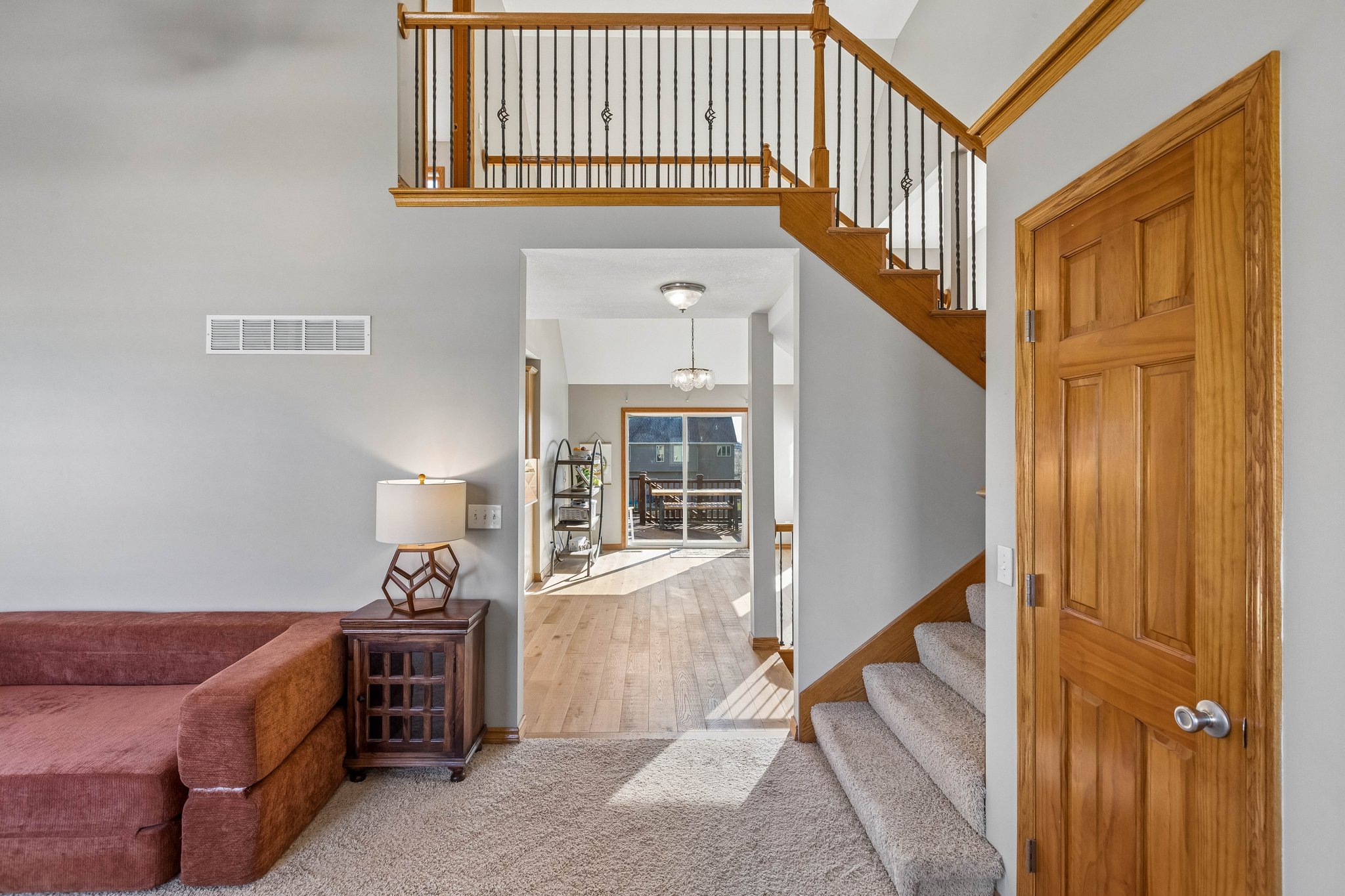 8283 - 7385 Karen Rd_004.jpg