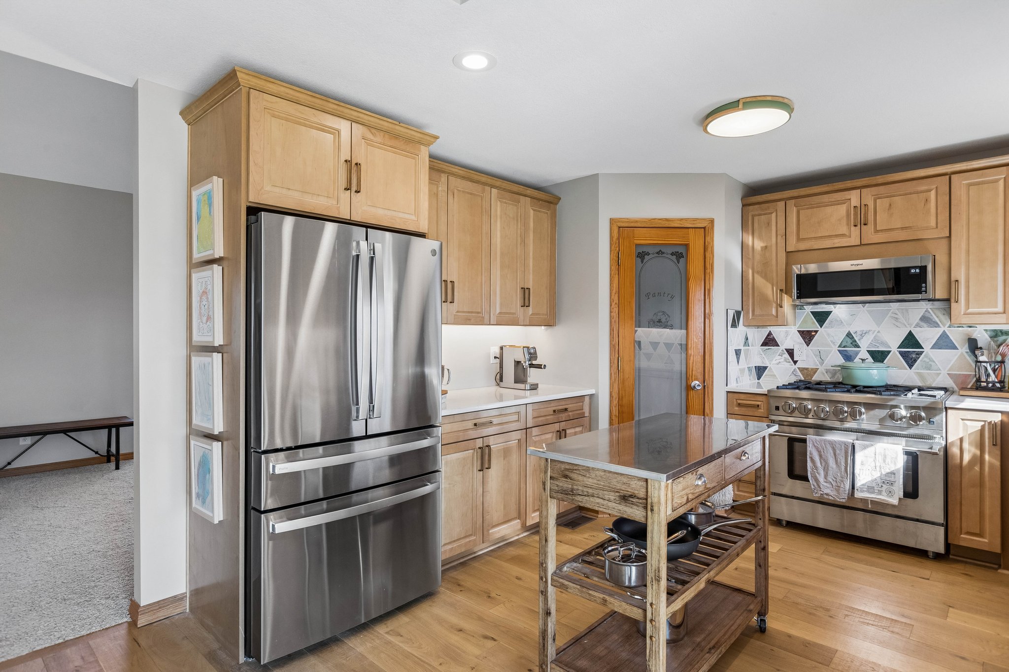 8283 - 7385 Karen Rd_013.jpg