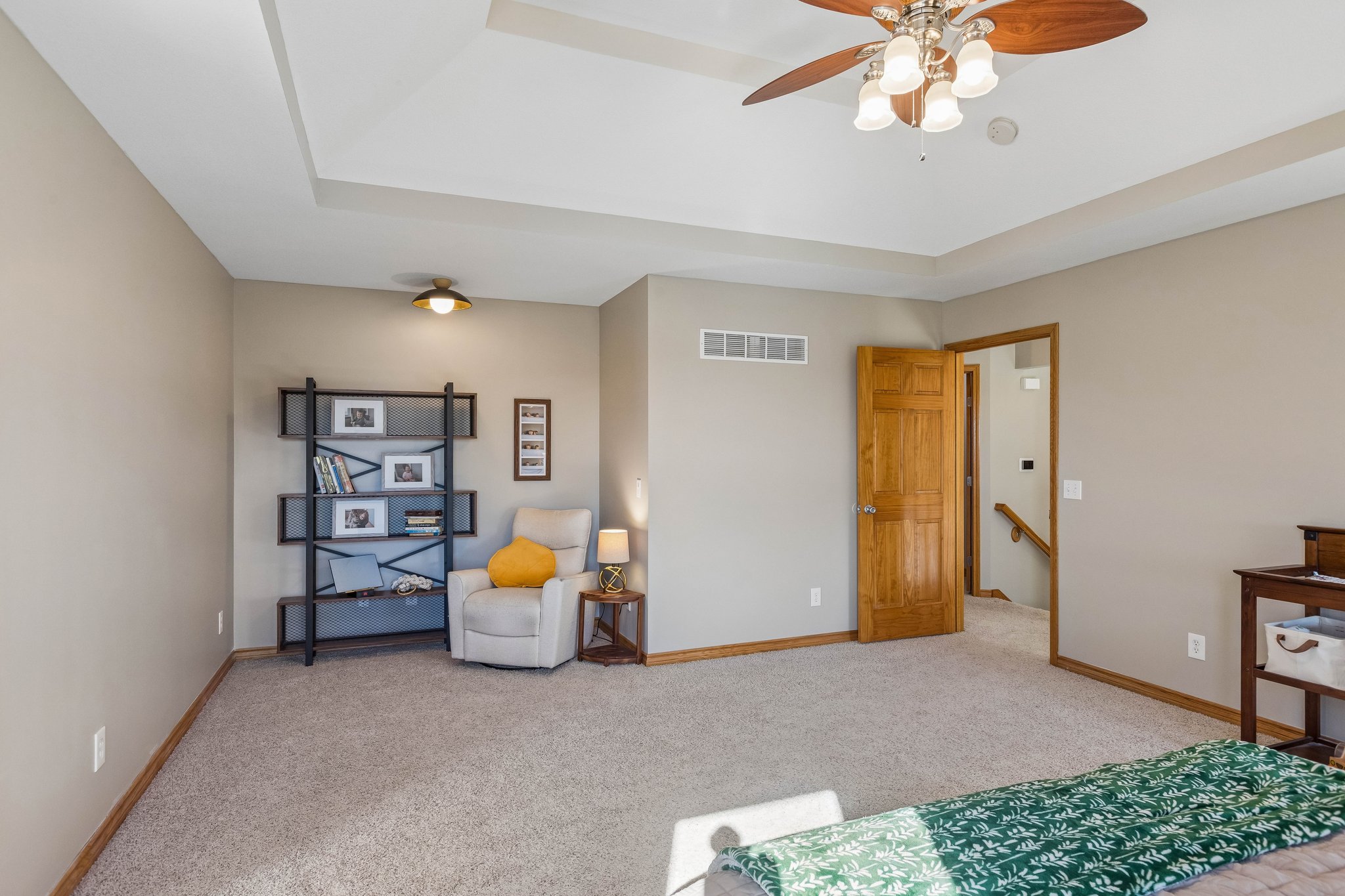 8283 - 7385 Karen Rd_021.jpg