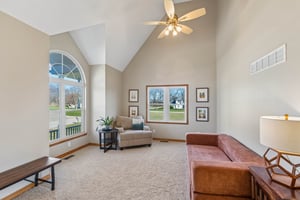 8283 - 7385 Karen Rd_007.jpg