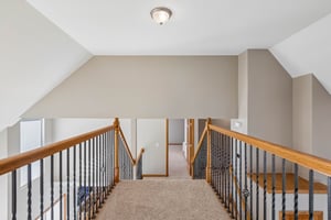 8283 - 7385 Karen Rd_018.jpg