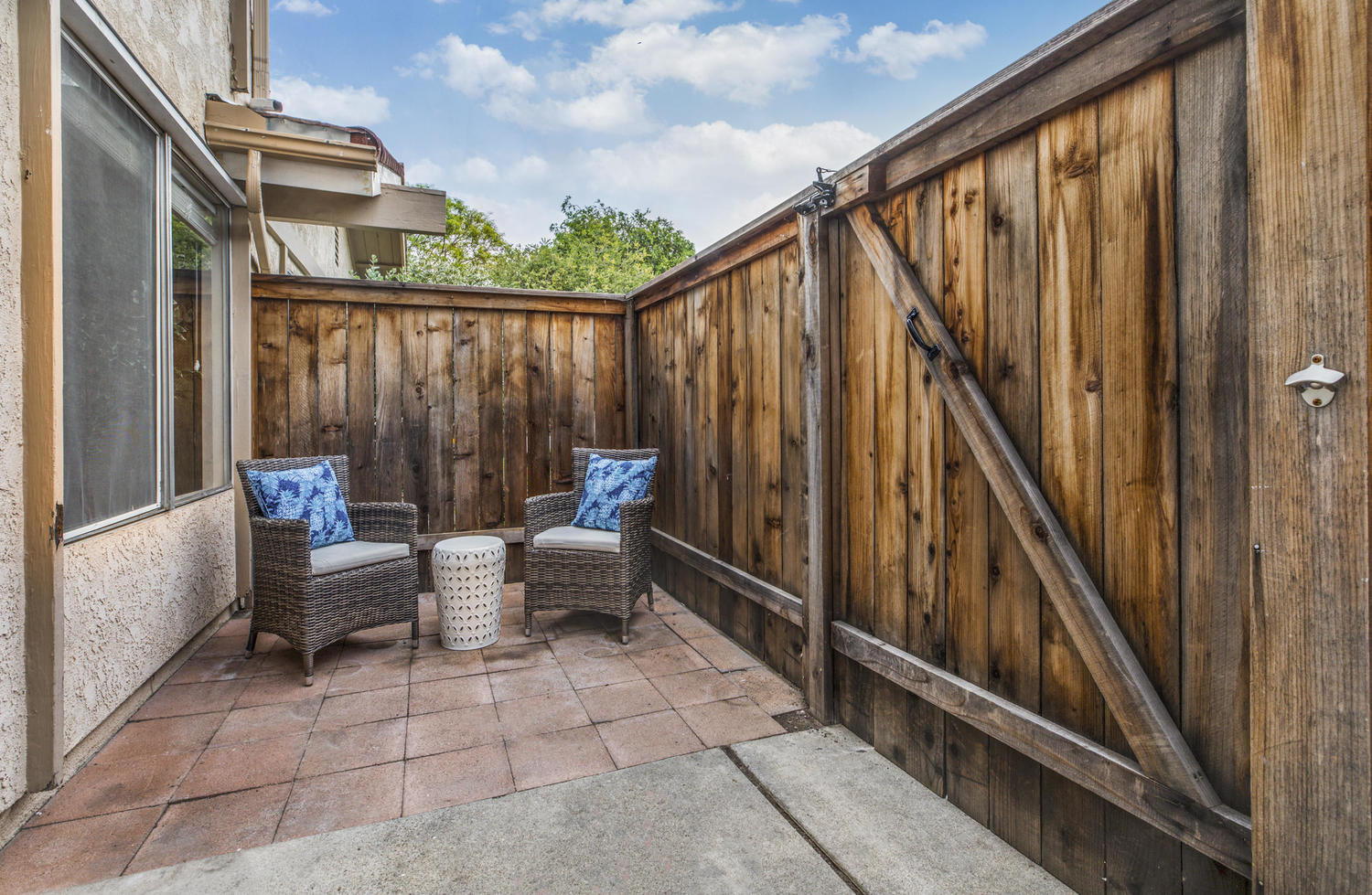 7386 Calle Real, Goleta, CA 93117