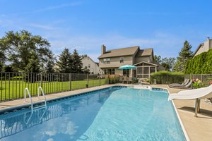 739 Bay Pointe Dr, Oxford, MI 48371, USA Photo 45