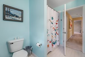2nd floor bathroom