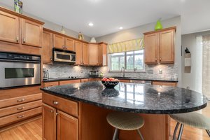 739 Bay Pointe Dr, Oxford, MI 48371, USA Photo 62