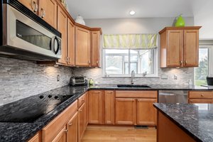739 Bay Pointe Dr, Oxford, MI 48371, USA Photo 64