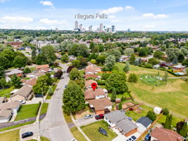 7392 Heximer Ave, Niagara Falls, ON L2G 4T4, Canada Photo 6