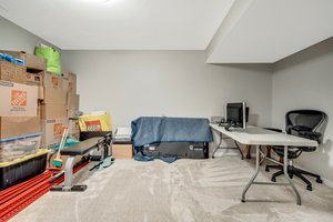  Photo 32
