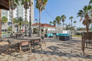 Universal Blvd 905-2411-905.jpg