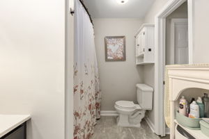  Photo 31