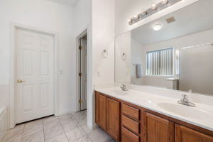 Primary Bathroom (2)