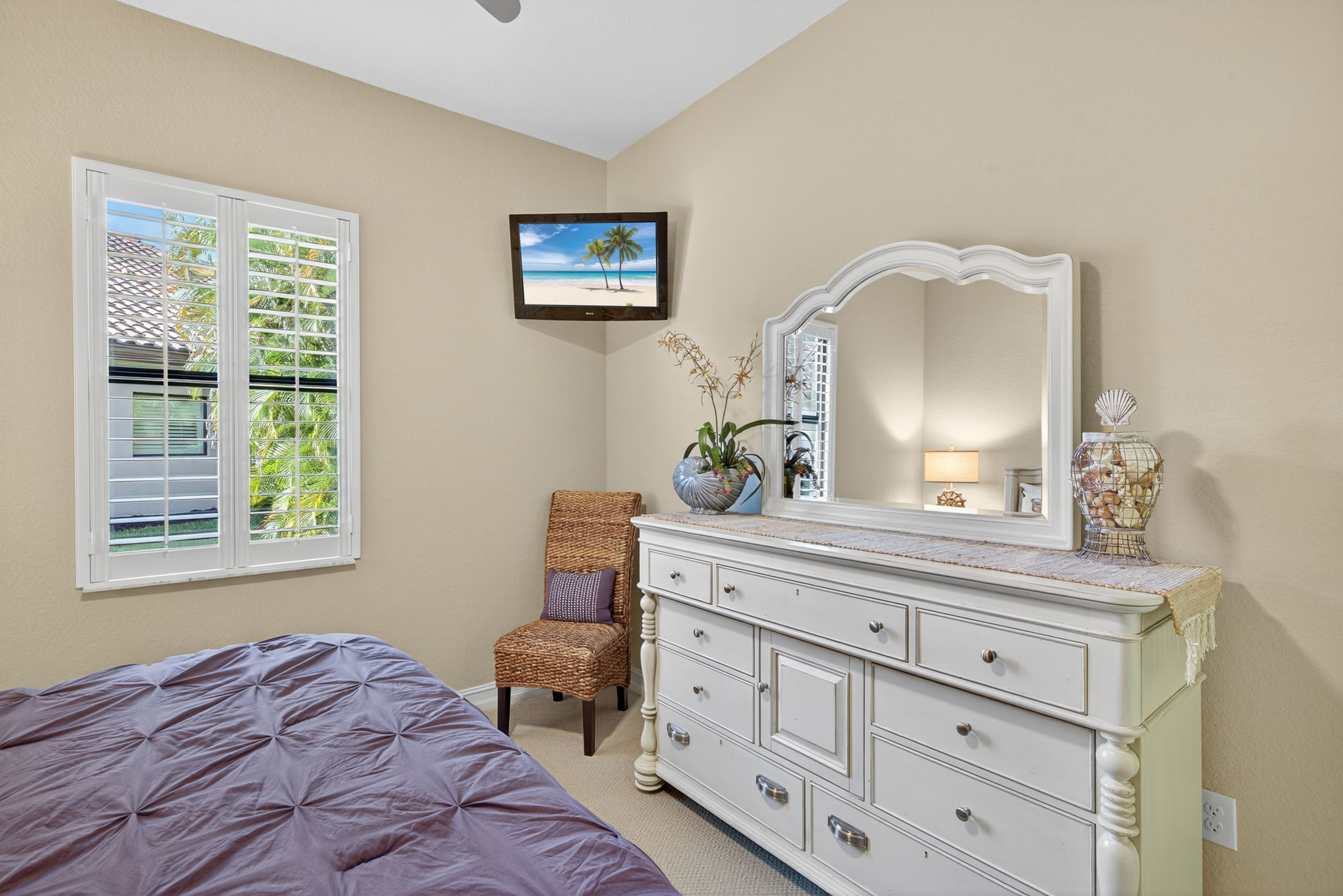 Guest Bedroom 2 - 2 of 2