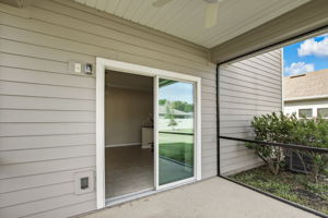 Screened-in Porch