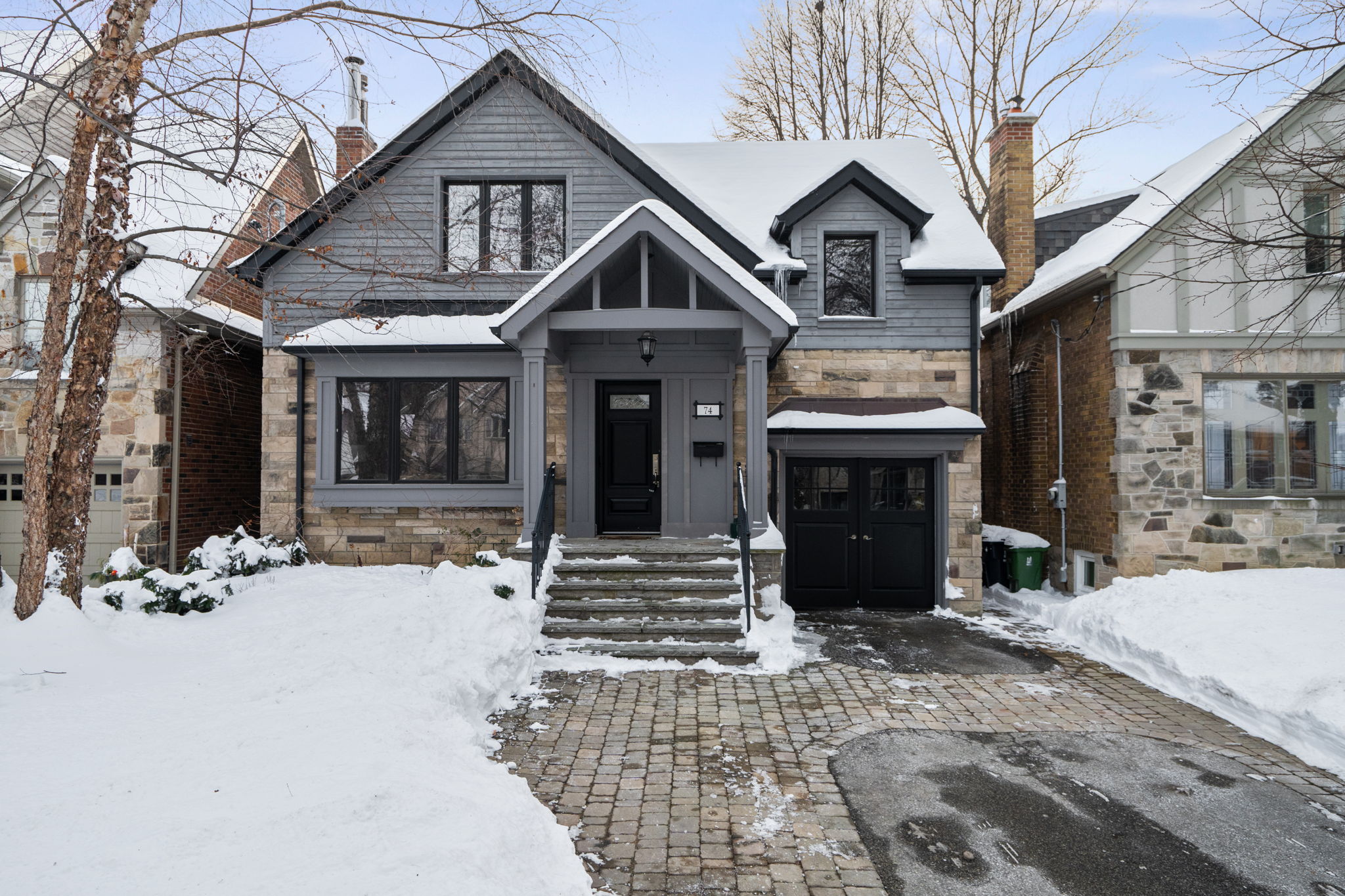 74 Humbervale Blvd Toronto, ON M8Y 3P4