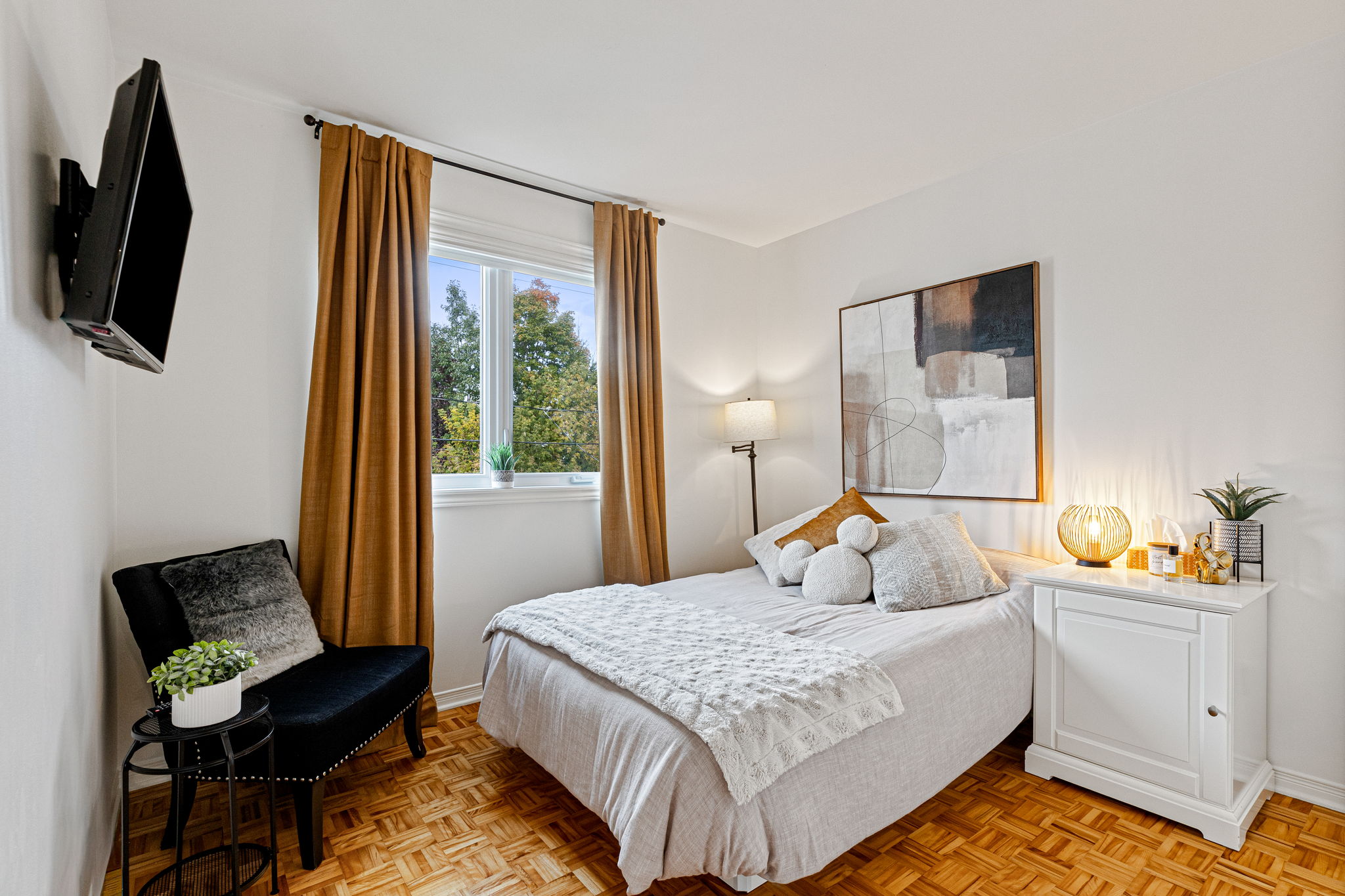  Photo 23