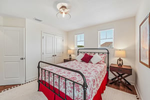 Settlers Landing Dr-S1306-033.jpg